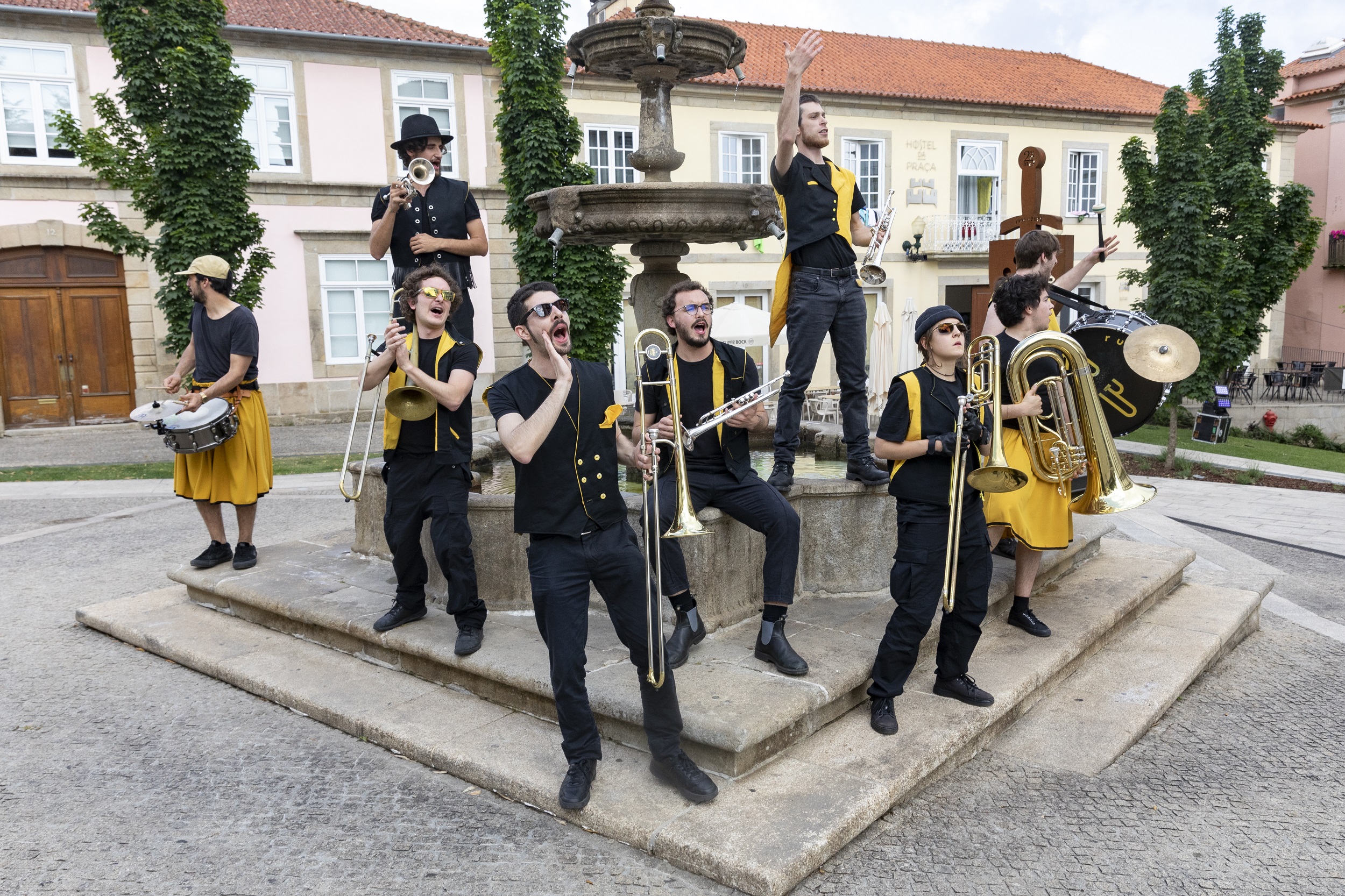 Italian company Rusty Brass Band wins international competition Mais Imaginarius 2023 1