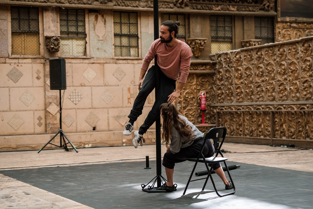 Isla of Flightless Birds <span class="sub_portfolio"> Duo ACASO [PT/BR/SI] </span> 1