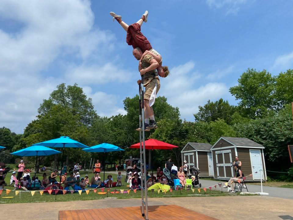 One step at a time<span class="sub_portfolio"> Simon & Quinn - Duo SAQ [CA/NZ]</span> 1